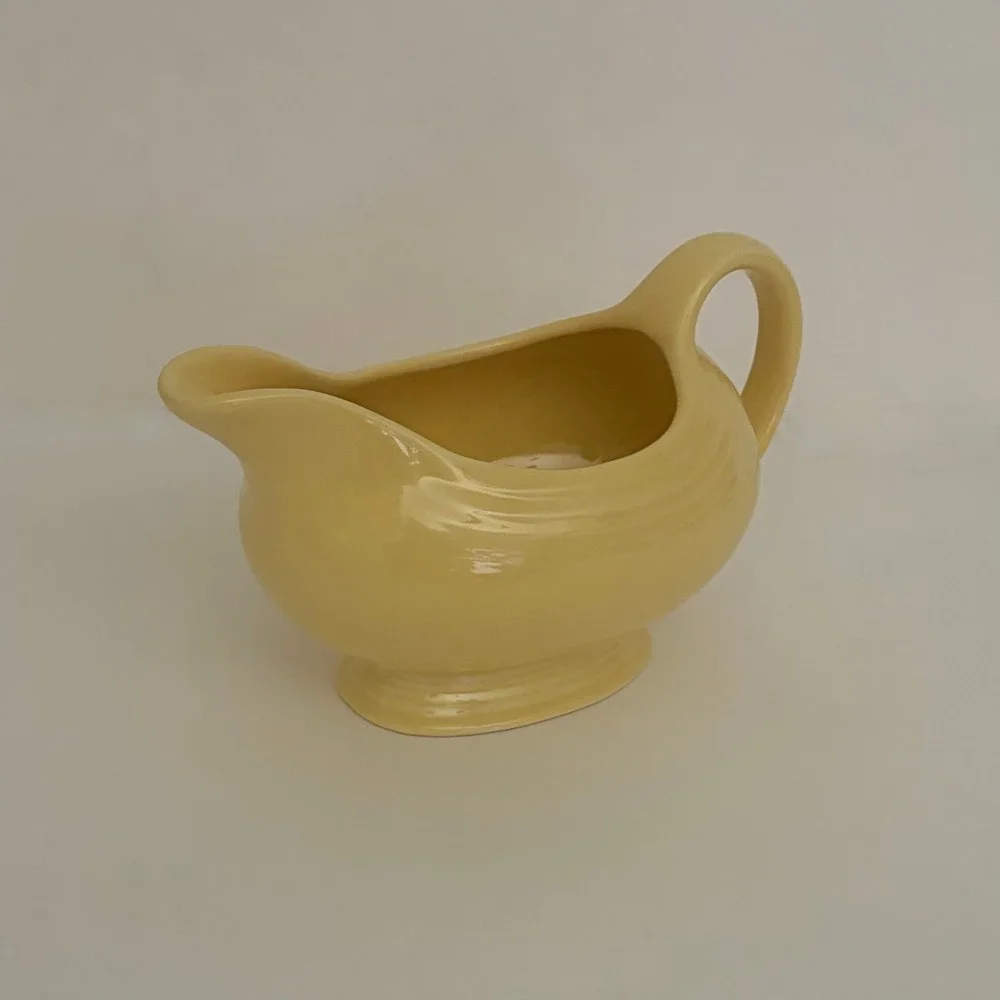 FIESTA Homer Laughlin Sunflower Yellow Gravy Sauceboat Fiestaware Retired Solid